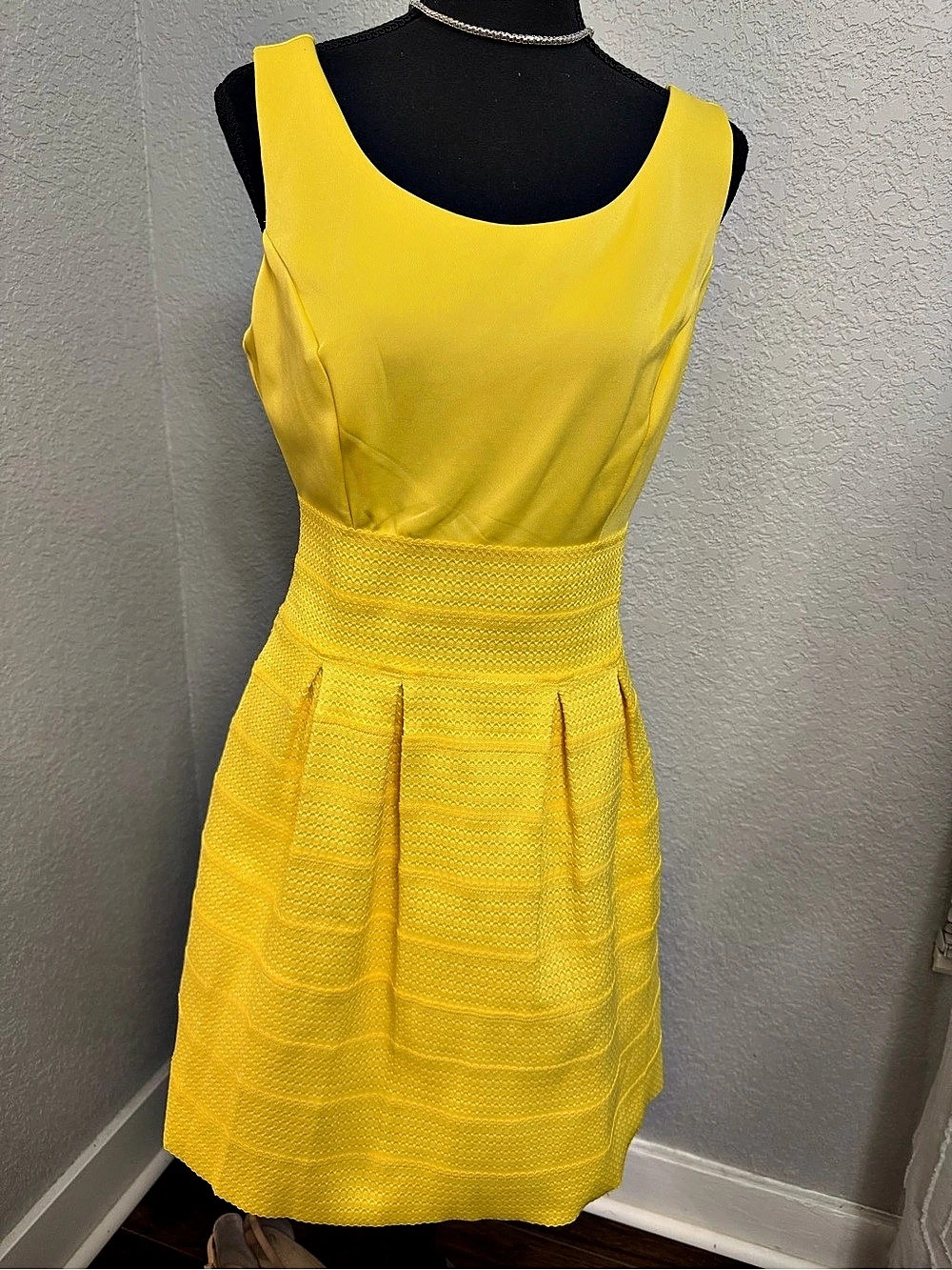 New York & Company Yellow Mini Dress Size Medium